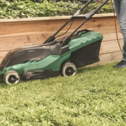 Bosch Elektrische Grasmaaier UniversalRotak 450 35cm 1300W -Bosch 123 1330