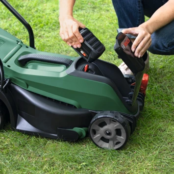Bosch 18V Grasmaaier CityMower 32cm (zonder Accu) 8 Bosch 18V Grasmaaier CityMower 32cm (zonder Accu) - Afbeelding 8