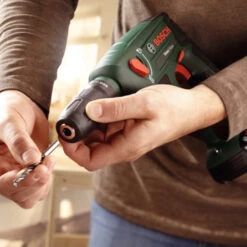 Bosch 18V Boorhamer Met Extra Boorkop En 8-delige Accessoireset (Incl. 2 Accu's 2.5Ah + Lader) -Bosch 123 974